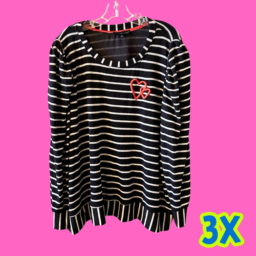 3x Stylish Black and White  Striped Sweater with Heart Detail